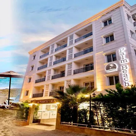 Palm Hotel *